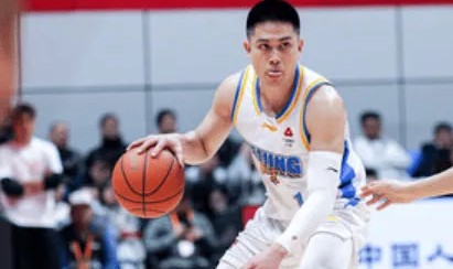 开云kaiyun官方网站-陈盈骏全场出战17分钟，投篮5中0，罚球1中1得到1分3篮板2助