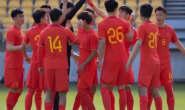 开云kaiyun首页-U23国足踢泰国首发预测！蒯纪闻首次以主力身份出战，王钰栋替补