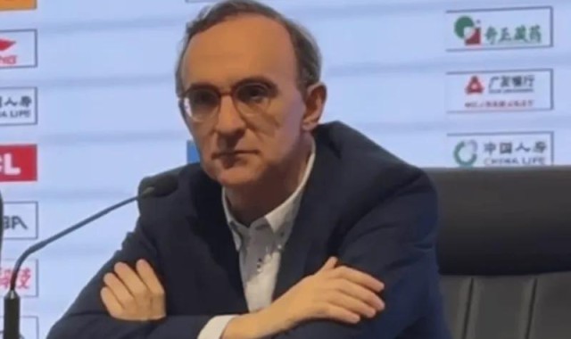 胜江苏发布会！乌戈强调打出了风格、点出重组，莫兰德赞乌戈能力