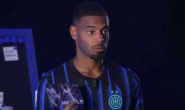 迪乌夫：代表雷恩的首秀就是对阵内马尔，那种感觉很特别